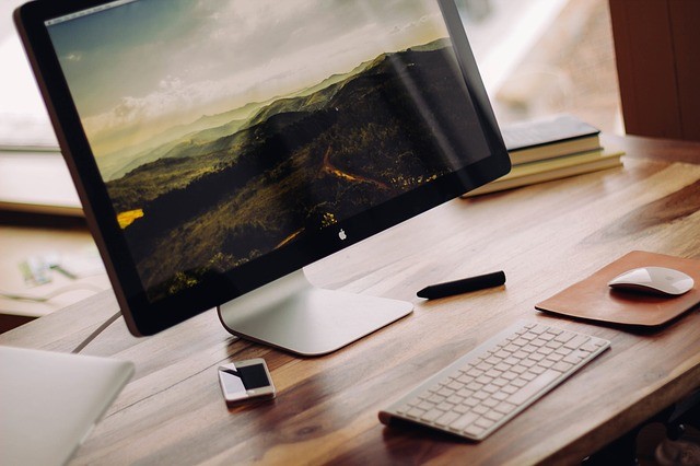 4 Office Tips to Prevent Computer Radiation Effectively 4 Office Tips to Prevent Computer Radiation Effectively